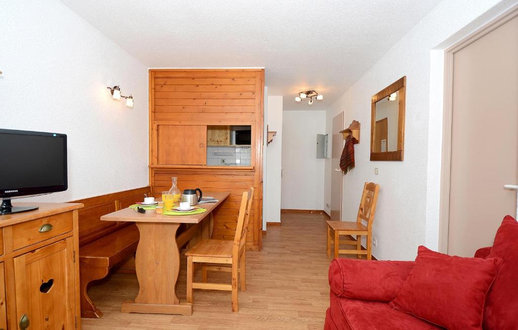 Residence Odalys Les Hauts du Rogoney hotel pied des pistes 16