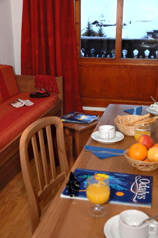 Residence Odalys Les Hauts du Rogoney hotel pied des pistes 19