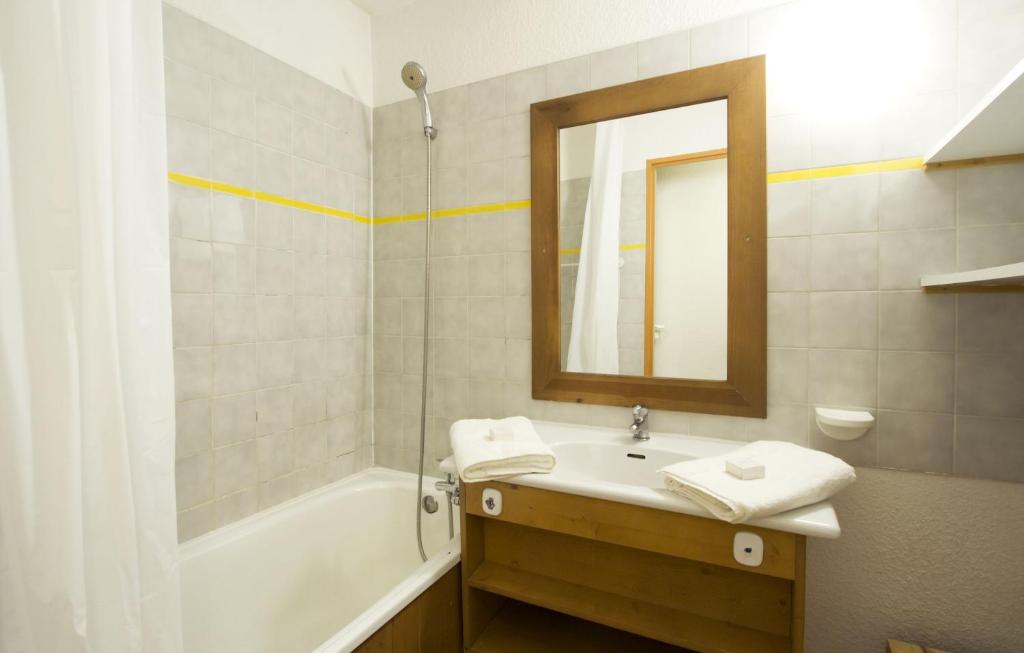 Residence Odalys Les Hauts du Rogoney hotel pied des pistes 2