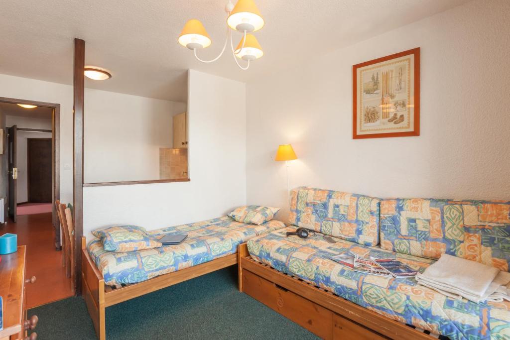 Residence Pierre Vacances Les Mouflons I et II hotel pied des pistes 13