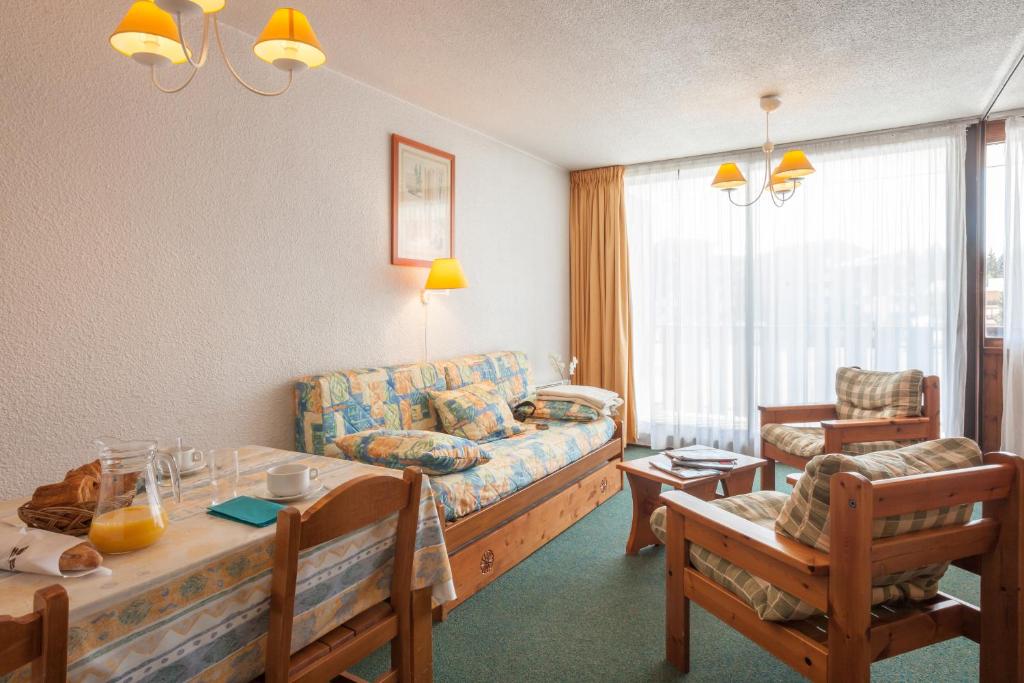 Residence Pierre Vacances Les Mouflons I et II hotel pied des pistes 15