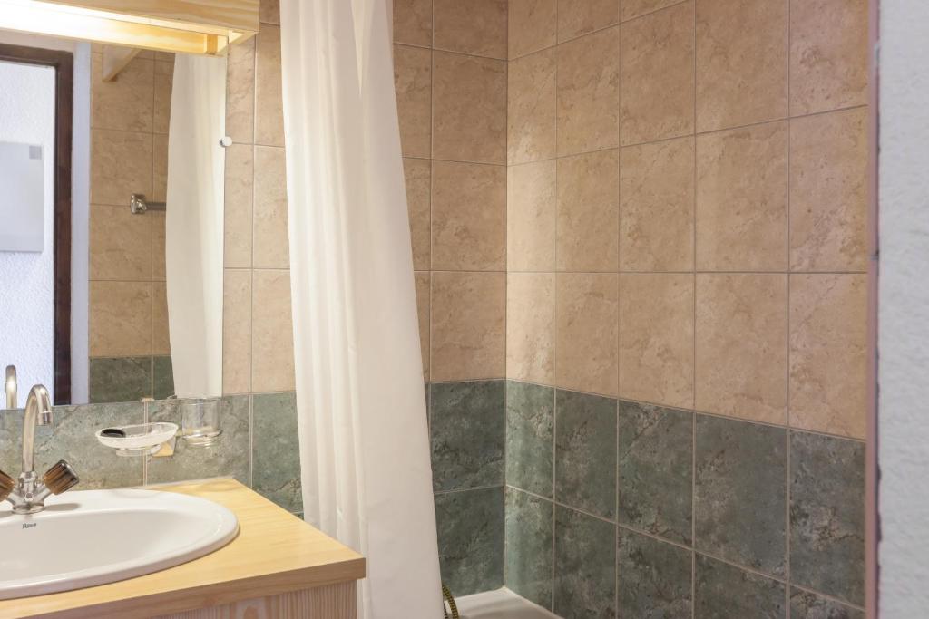 Residence Pierre Vacances Les Mouflons I et II hotel pied des pistes 17