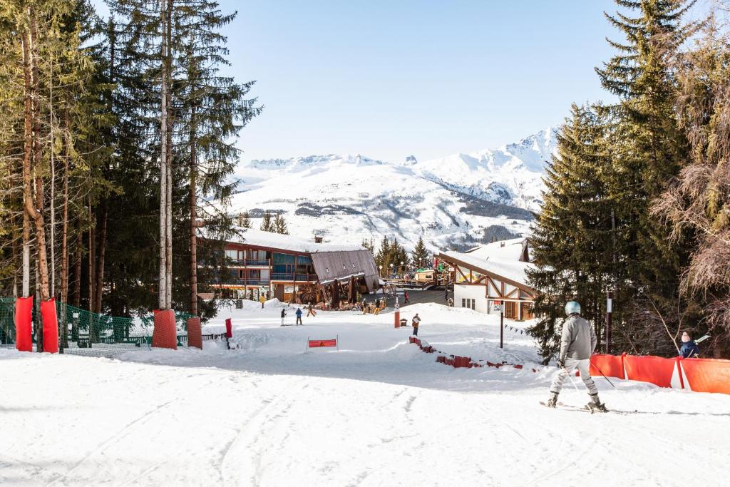 Residence Pierre Vacances Premium Les Alpages de Chantel hotel pied des pistes 10