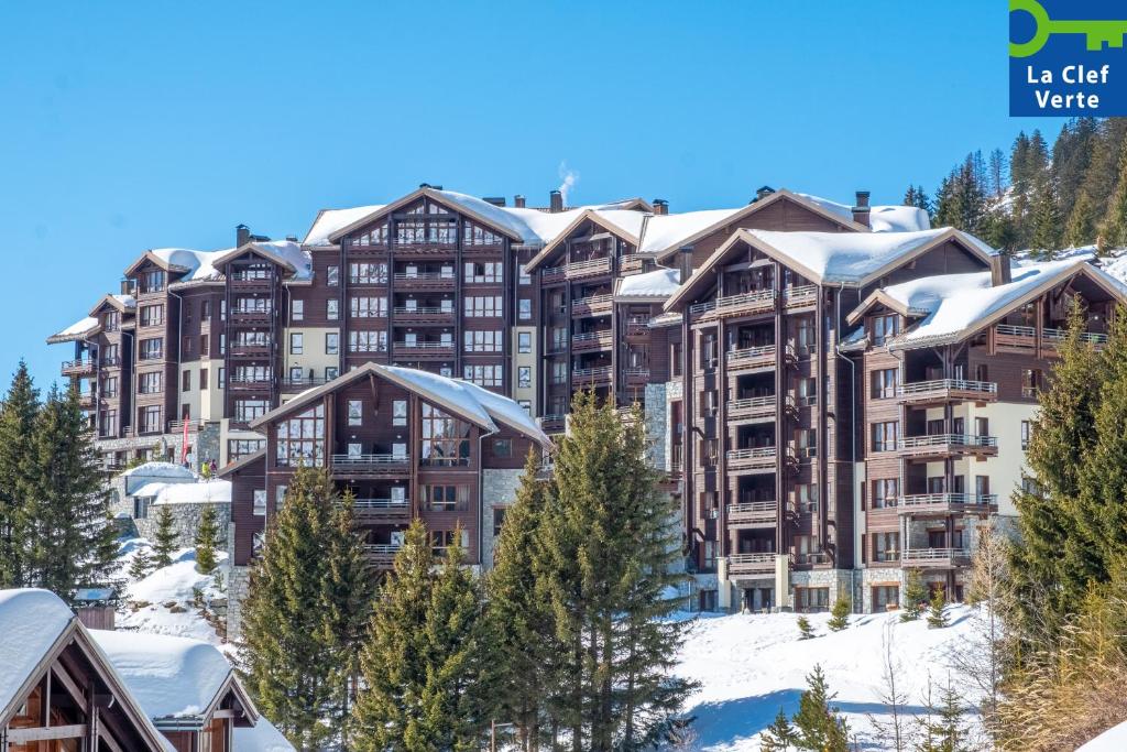 Residence Pierre Vacances Premium Les Terrasses dHelios hotel pied des pistes