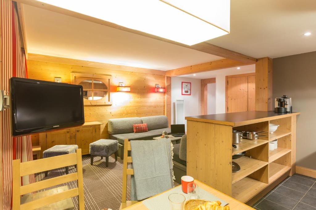 Residence Pierre Vacances Premium les Crets hotel pied des pistes 13