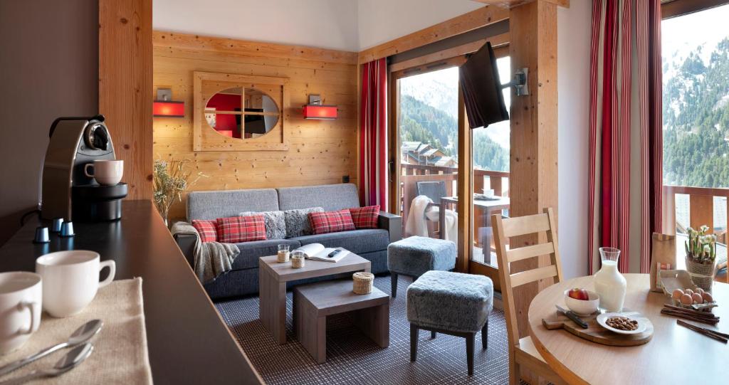 Residence Pierre Vacances Premium les Crets hotel pied des pistes 3