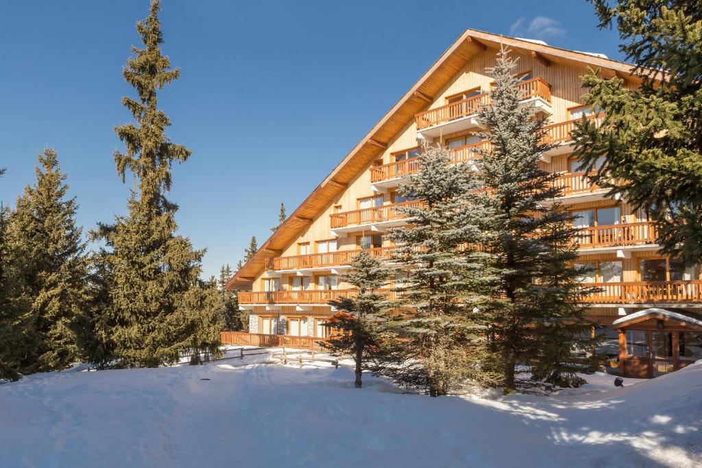 Residence partenaire Le Golf hotel pied des pistes 8