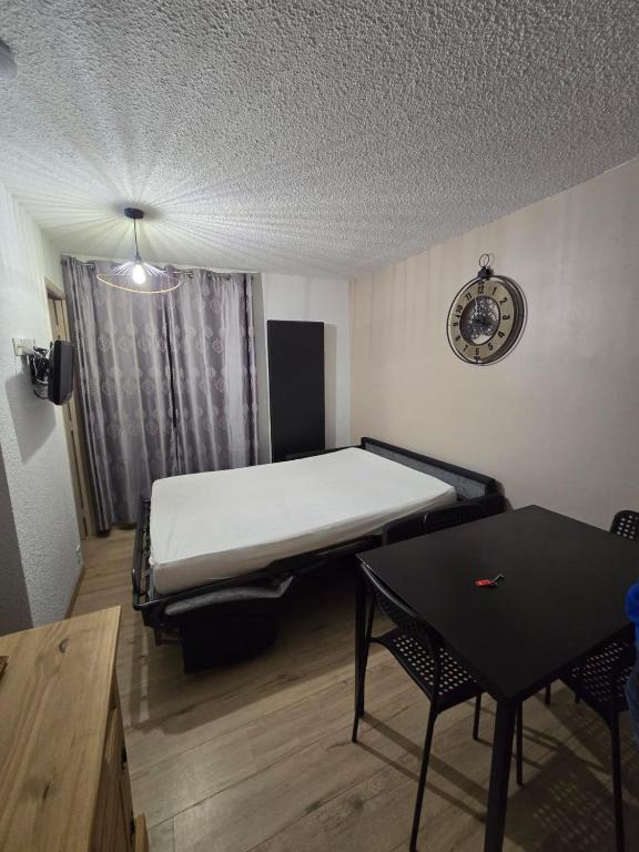 Risoul 1850 appartement 4 personnes proches pistes. appartement pied des pistes 1