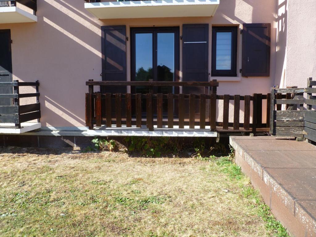 Risoul 1850 appartement 4 personnes proches pistes. appartement pied des pistes 13