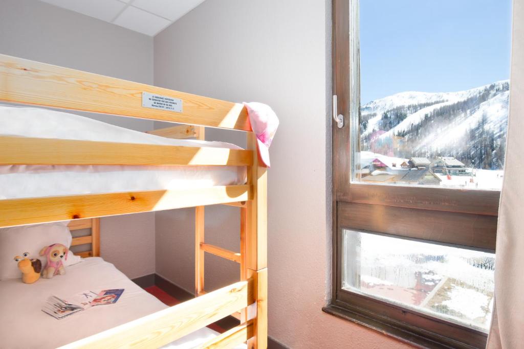 SOWELL HOTELS Le Pas du Loup hotel pied des pistes 14