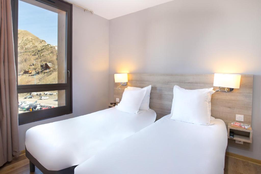 SOWELL RESIDENCES New Chastillon hotel pied des pistes 19