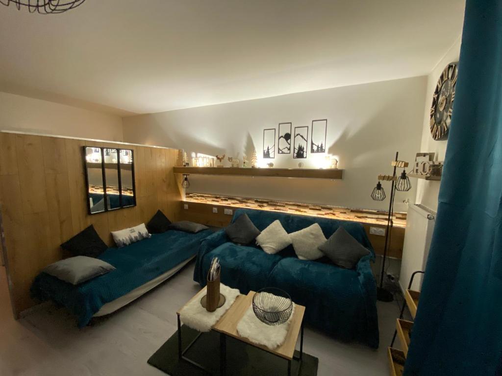 STUDIO AUX PIEDS DES PISTES appartement pied des pistes 6