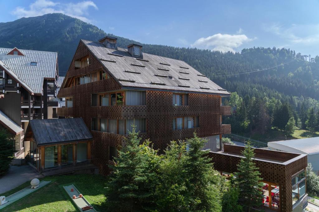 SUNWEB Timberlodge hotel pied des pistes 2