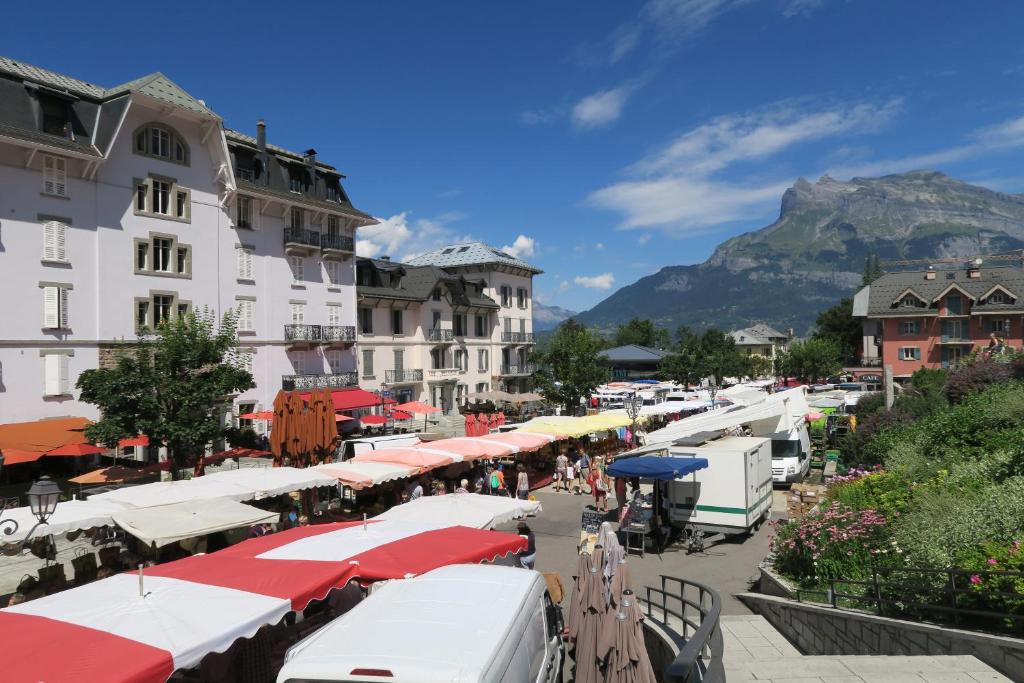 Saint Gervais apartment next to Bettex ski lift appartement pied des pistes 5