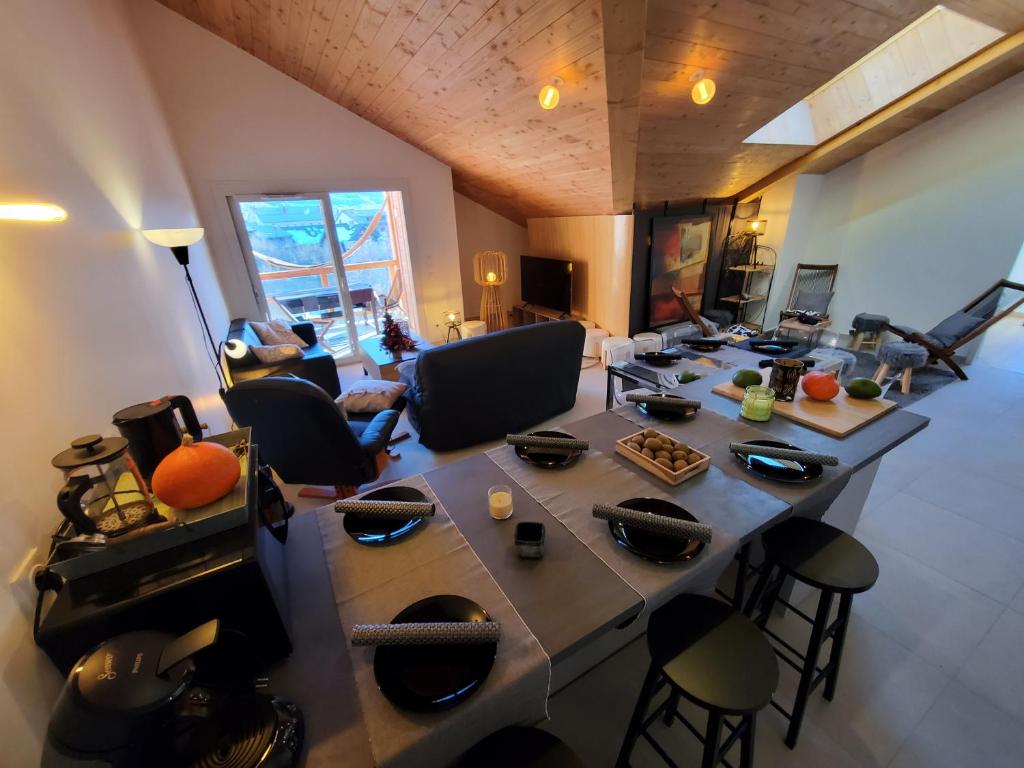 Serre Chevalier facon chalet luxe appartement pied des pistes 10