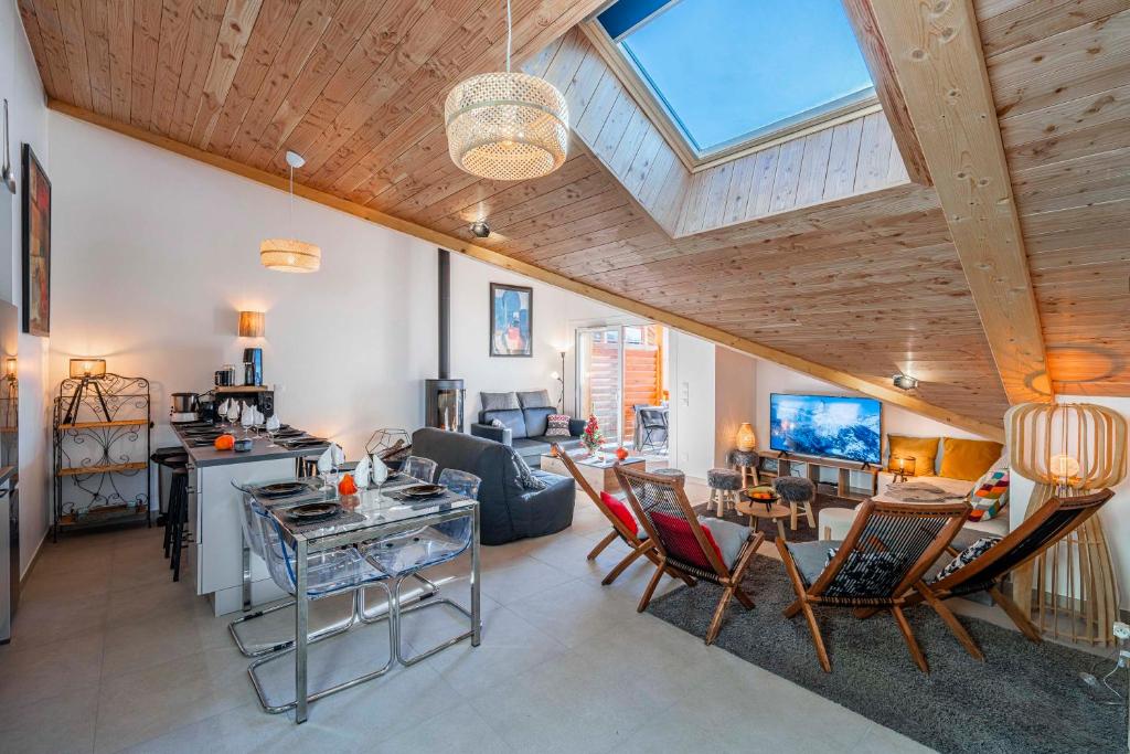 Serre Chevalier facon chalet luxe appartement pied des pistes 3