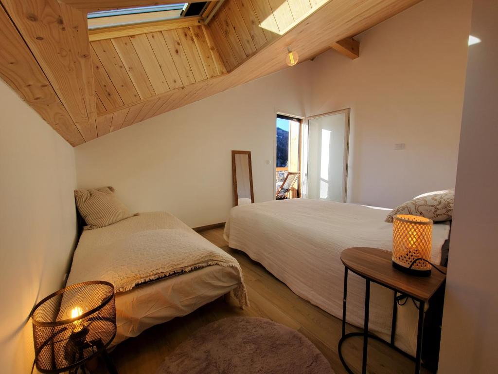Serre Chevalier facon chalet luxe appartement pied des pistes 6