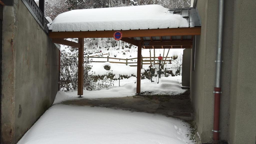 Ski 3 Vallees a 80m telecabine de lOlympe appt 50m2 3etoiles appartement pied des pistes 12