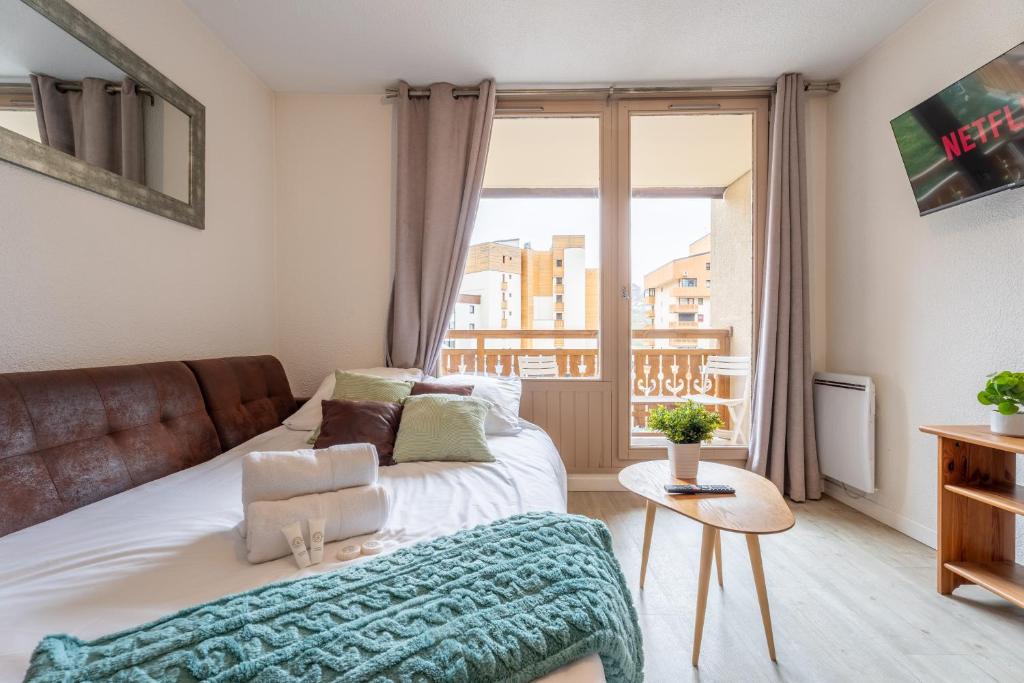 Ski In Out Heart of Val Thorens Beautiful View WiFi 108 appartement pied des pistes 1