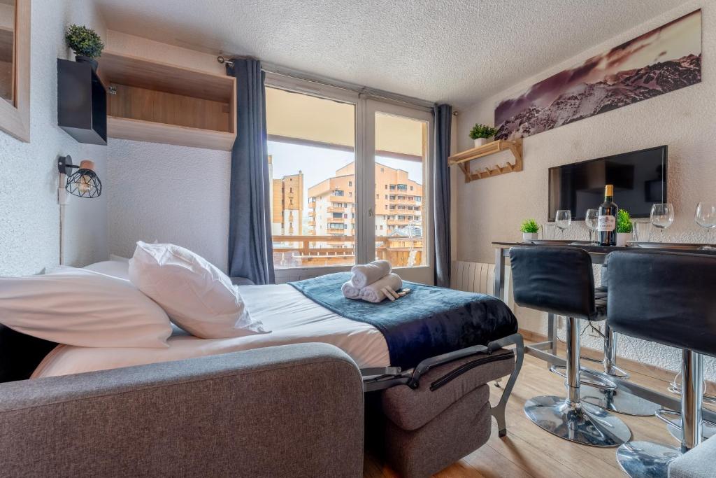 Ski In Out Heart of Val Thorens Convenient Flat WiFi 92 appartement pied des pistes 4