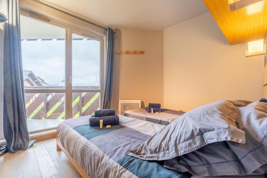 Ski In Out Heart of Val Thorens Spacious 8 Guests Apartment WiFi 303 appartement pied des pistes 8