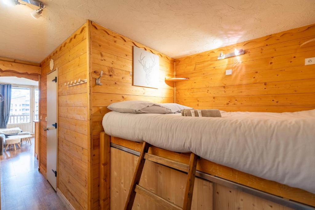 Ski In Out Heart of Val Thorens Warm Hearted Apartment WiFi 165 appartement pied des pistes 11