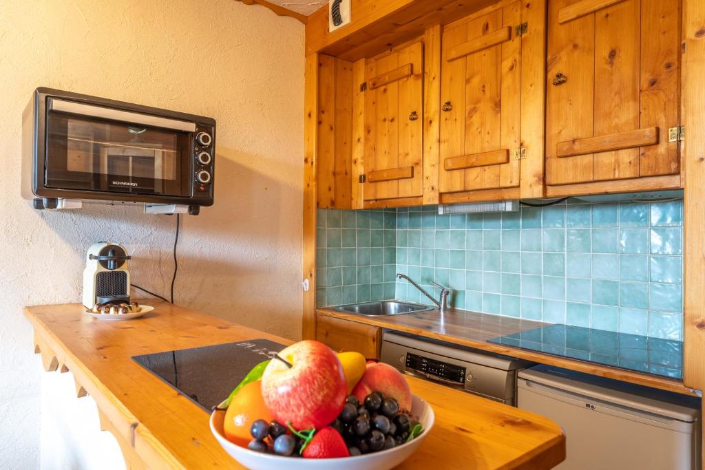 Ski In Out Heart of Val Thorens Warm Hearted Apartment WiFi 165 appartement pied des pistes 12