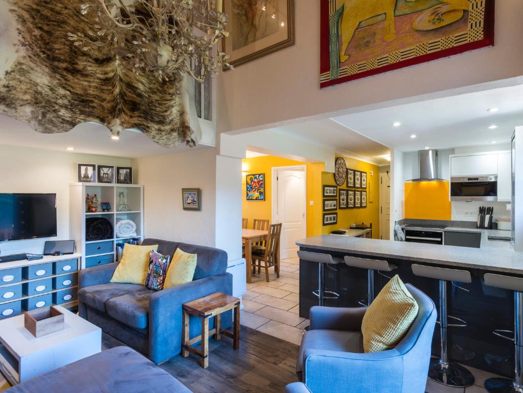 Ski inski out pool great for summer and winter appartement pied des pistes 2
