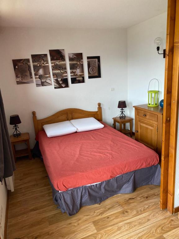 Skis aux pieds station 1800 Dame Blanche appartement pied des pistes 1