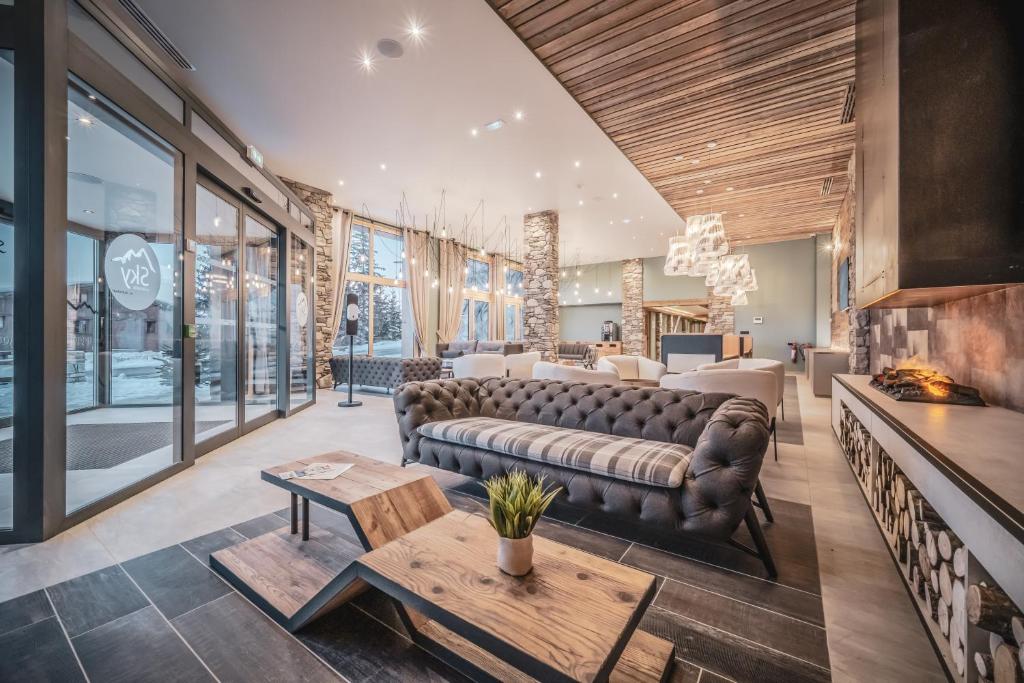 Sky La Rosiere hotel pied des pistes 2