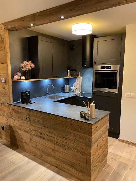 Spacious ski in ski out apartment 4 6 pax 161 Sources de Marie Arc 1950 appartement pied des pistes 3
