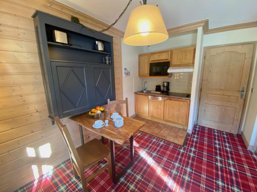 Studio 2 personnes Hameau du Glacier ARC 1950 Le Village appartement pied des pistes 4