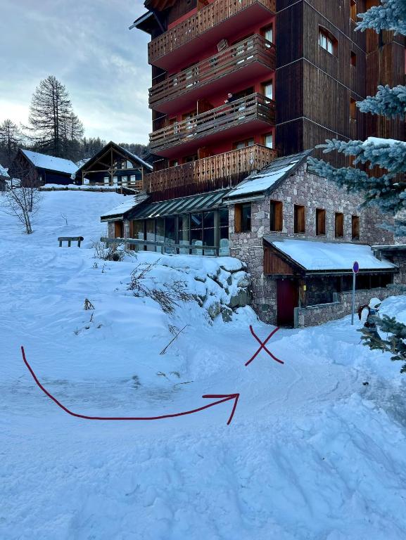 Studio 4 a 5 personnes Les balcons de Sirius RISOUL appartement pied des pistes 16