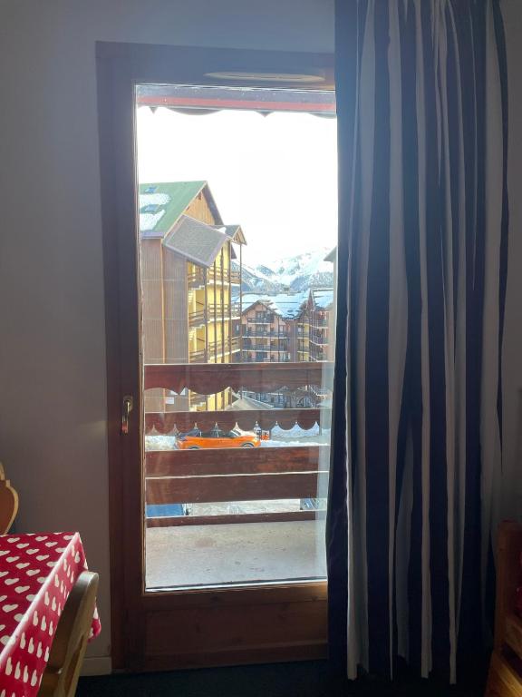 Studio 4 a 5 personnes Les balcons de Sirius RISOUL appartement pied des pistes 7