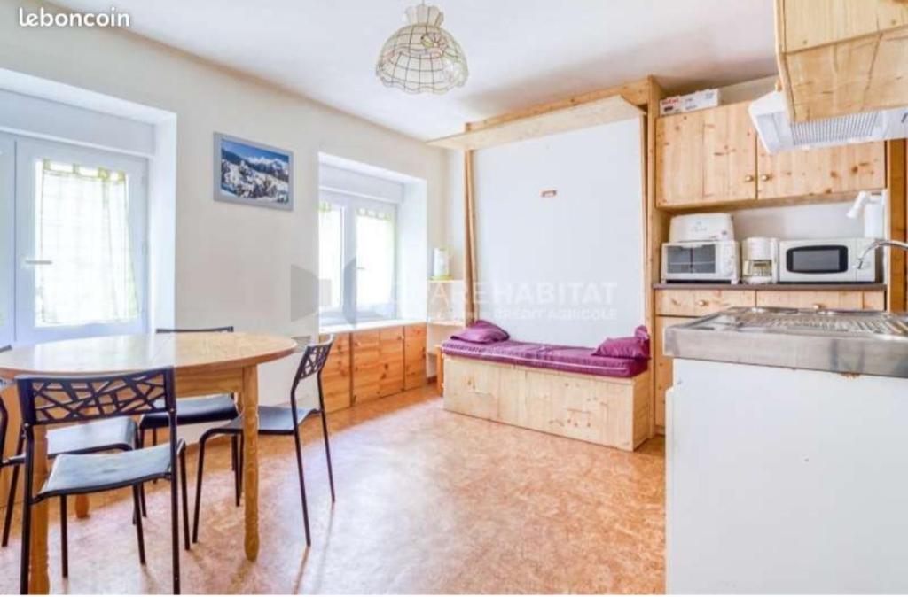 Studio 4 personnes parking prive appartement pied des pistes 7