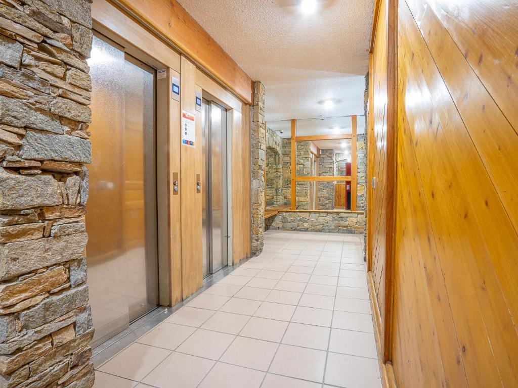 Studio Arcelle 216 by Interhome appartement pied des pistes 13