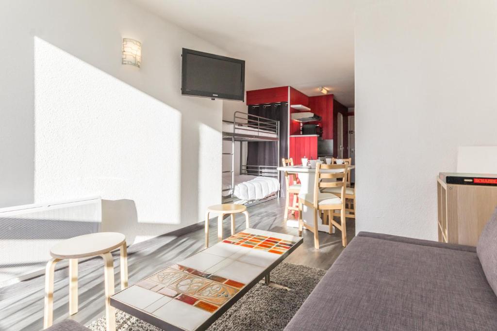 Studio Belles Challes appartement pied des pistes 16
