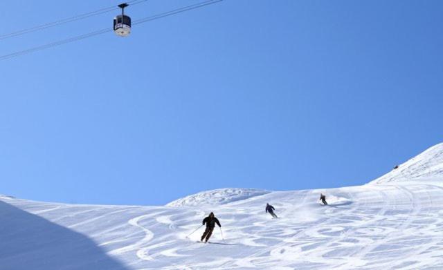 Studio COTE BRUNE 2 ALPES hotel pied des pistes 11