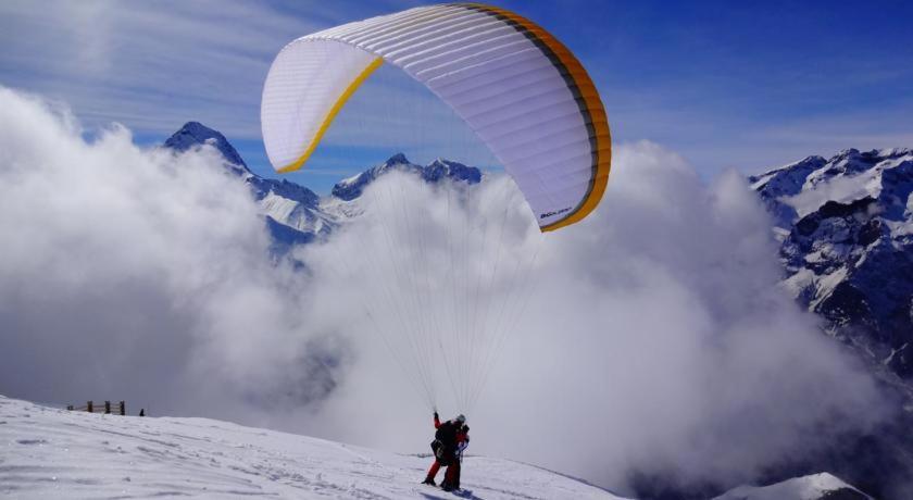 Studio COTE BRUNE 2 ALPES hotel pied des pistes 7