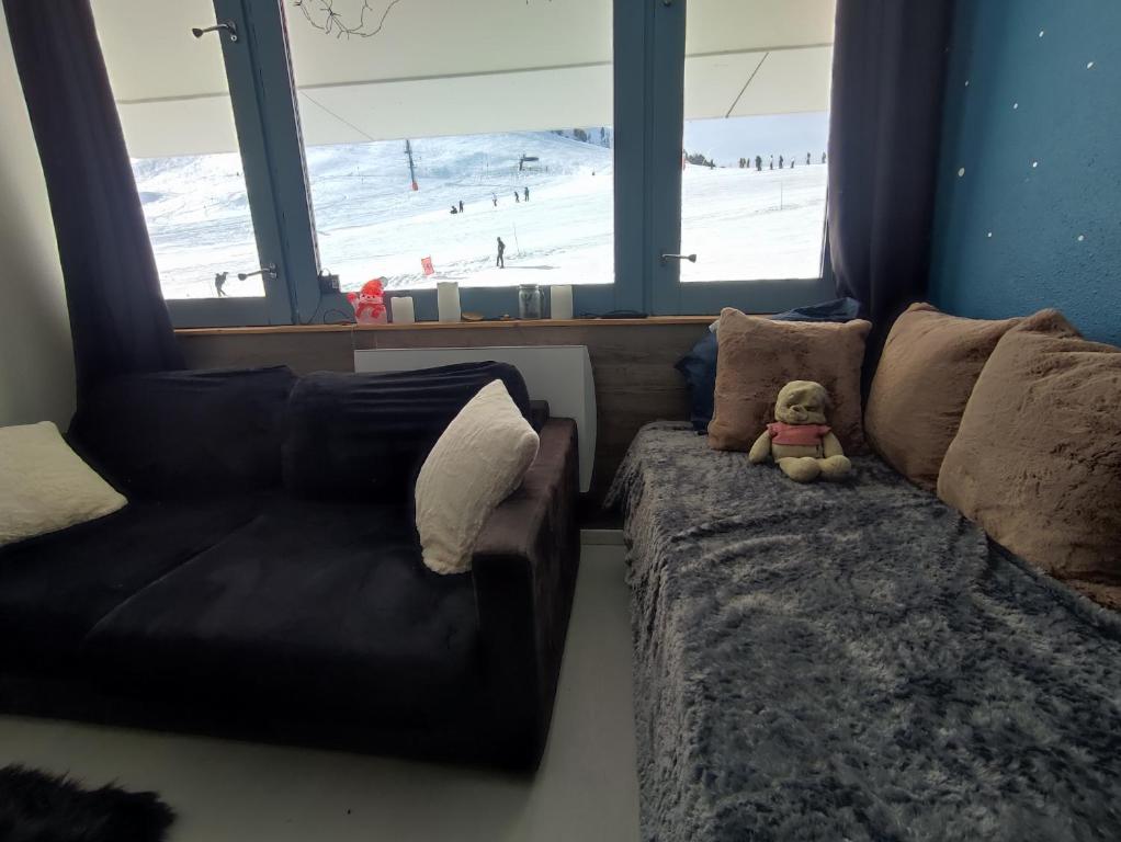 Studio Cosy 2100m pied des pistes Direct to SKI slopes SKI in SKI out LA PLAGNE AIME 2000 appartement pied des pistes 1