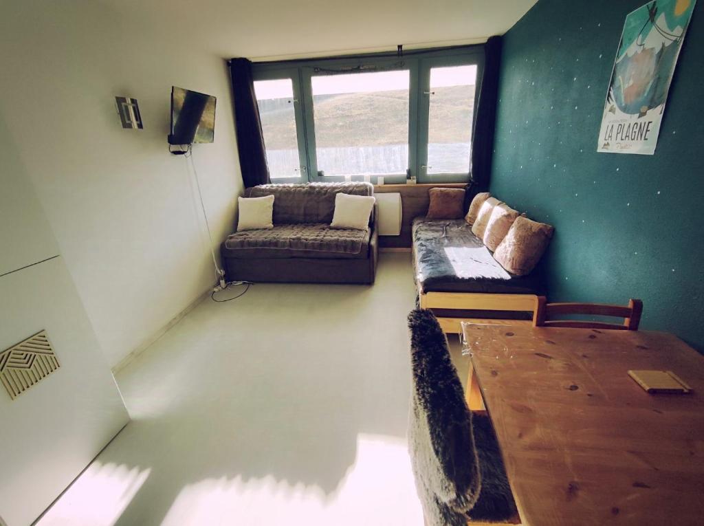 Studio Cosy 2100m pied des pistes Direct to SKI slopes SKI in SKI out LA PLAGNE AIME 2000 appartement pied des pistes 10