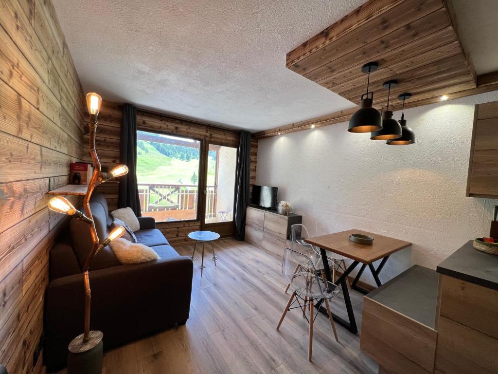 Studio Dama neuf 4 p avec terrasse vue imprenable appartement pied des pistes 4
