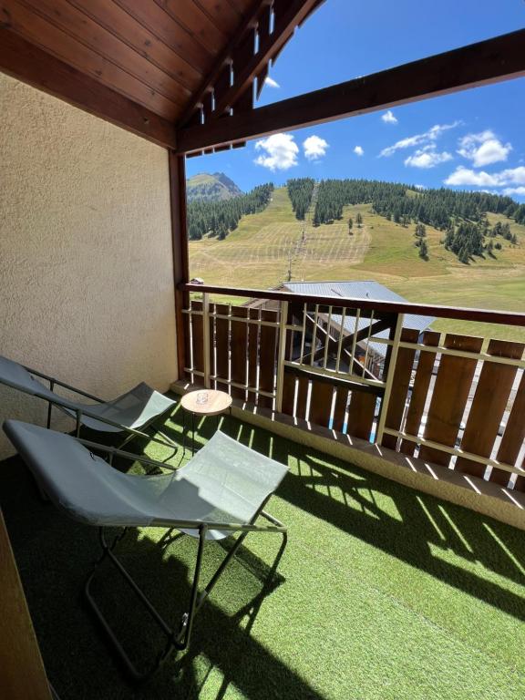 Studio Dama neuf 4 p avec terrasse vue imprenable appartement pied des pistes 5