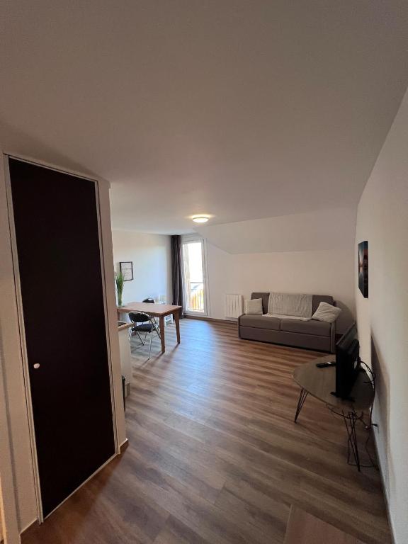 Studio Le Panoramic les Balcons dAix appartement pied des pistes 13