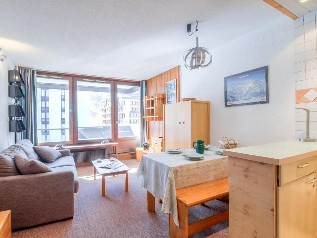 Studio Le Prariond Val Claret 9 by Interhome appartement pied des pistes