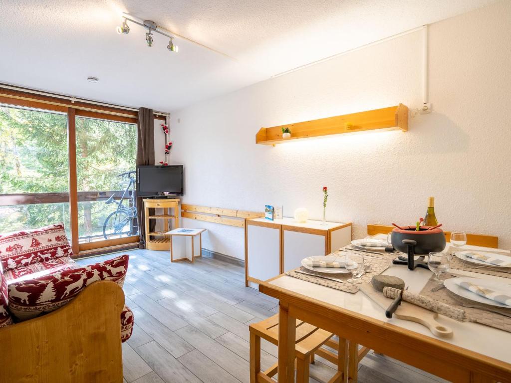 Studio Lunik Orion 28 by Interhome appartement pied des pistes