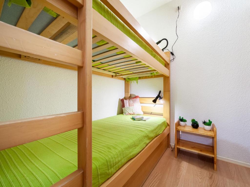 Studio Lunik Orion 32 by Interhome appartement pied des pistes 3