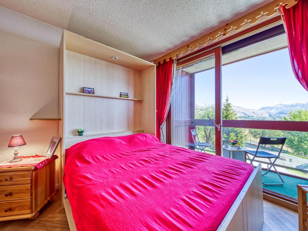 Studio Lunik Orion 49 by Interhome appartement pied des pistes 13