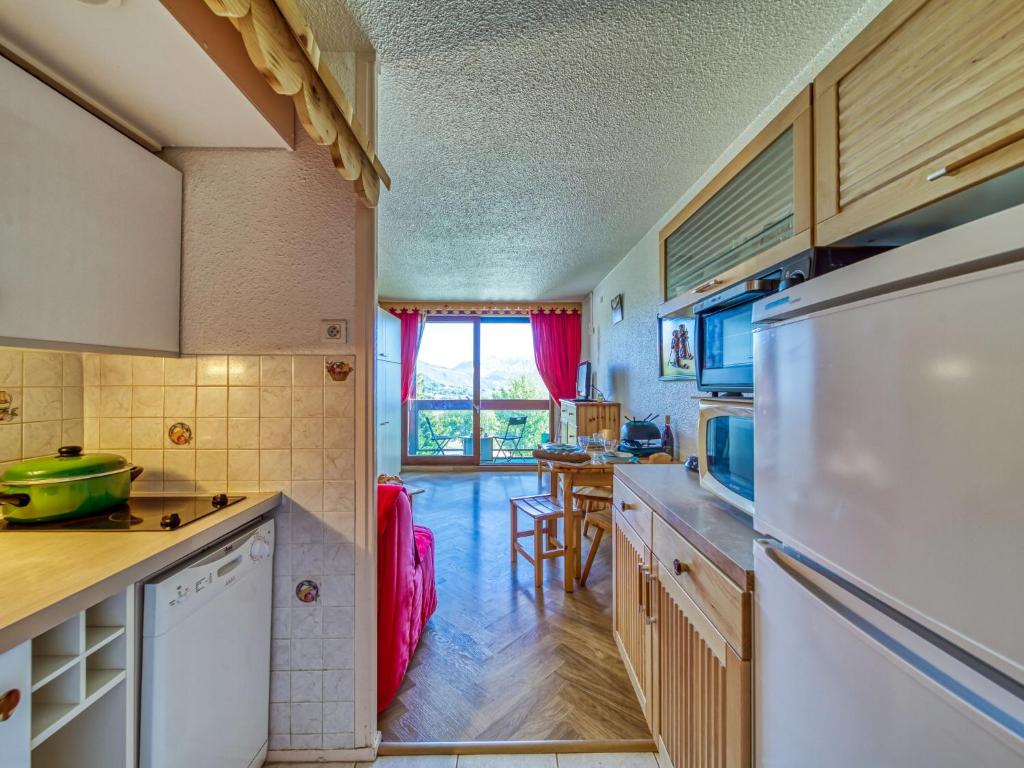 Studio Lunik Orion 49 by Interhome appartement pied des pistes 16