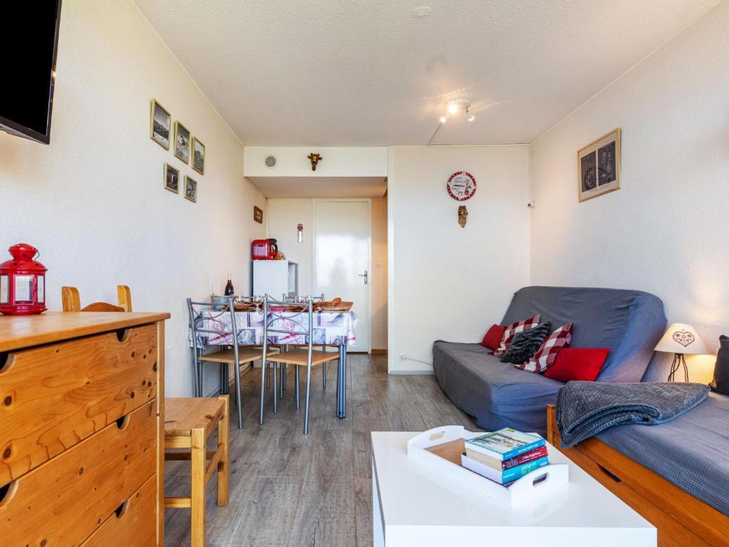 Studio Pegase Phenix 59 by Interhome appartement pied des pistes 1